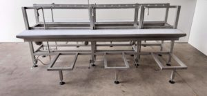 Table en inox pour le lavage des crabes